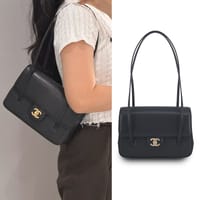 【CHANEL 香奈兒】Preppy coco翻蓋牛皮法棍包(黑/金)